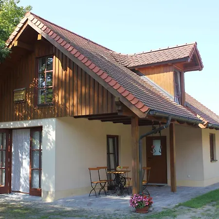 In Hinterjessen Mit Terrasse, Gemeinsamem Pool Und Grill *