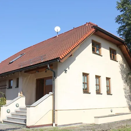 Apartment In Hinterjessen Mit Terrasse, Gemeinsamem Pool Und Grill *