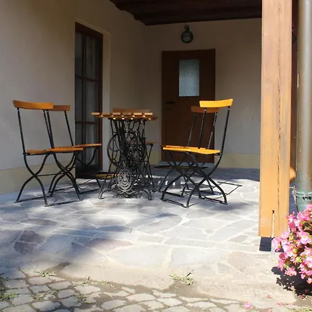 In Hinterjessen Mit Terrasse, Gemeinsamem Pool Und Grill *
